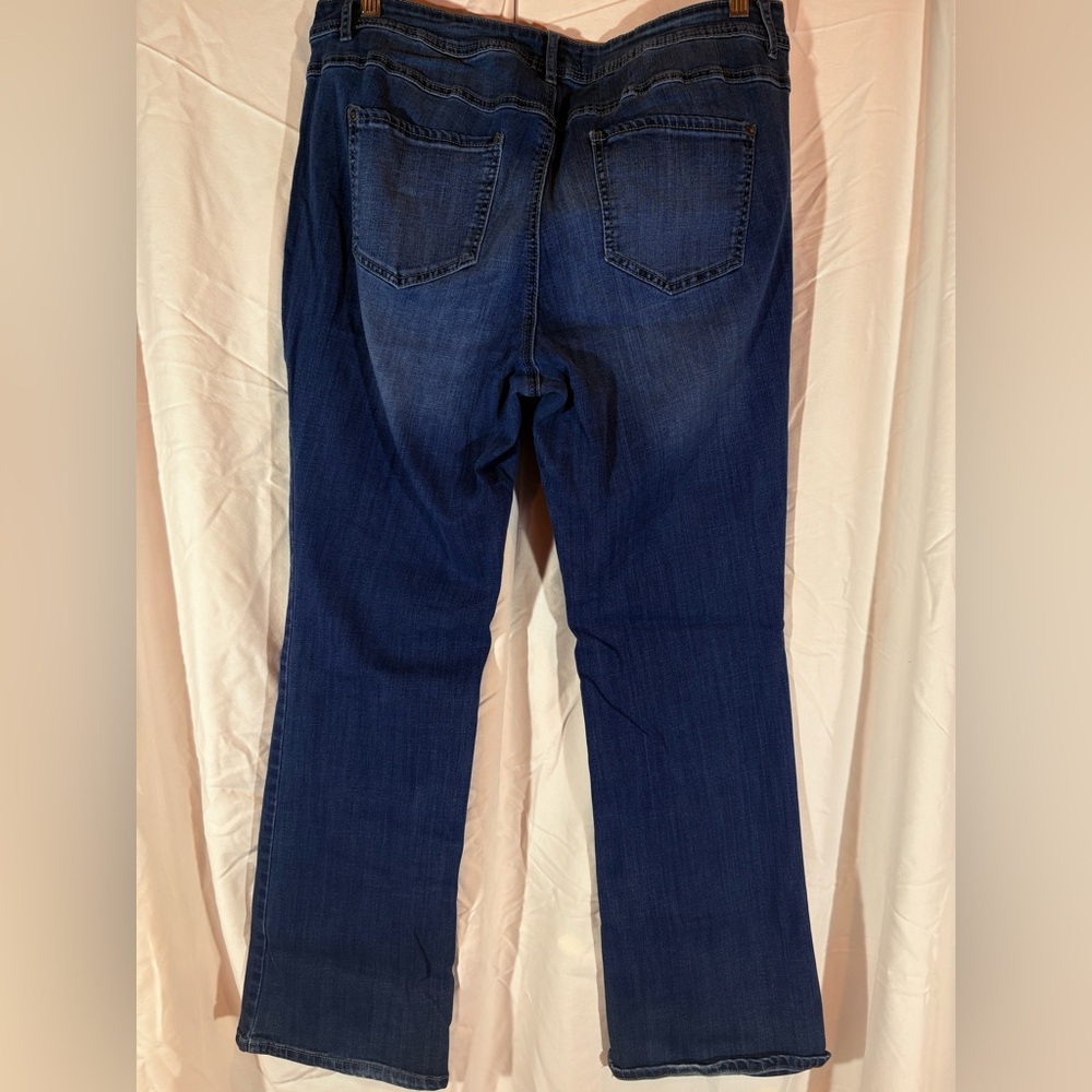 Classic Blue Women's Straight Leg Jeans - Picture 2 of 3